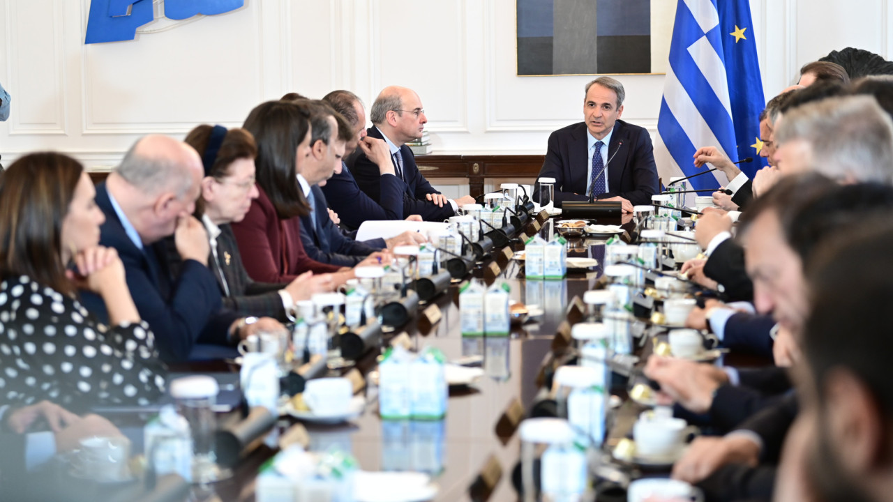 Συνεδριάζει το υπουργικό συμβούλιο στη σκιά του ΟΠΕΚΕΠΕ - Το μήνυμα του Κυριάκου Μητσοτάκη