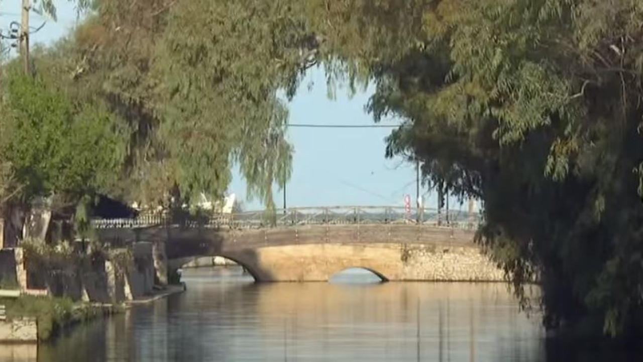 Κρίση στη Ζάκυνθο σε νερό και απορρίμματα Κρίση στη Ζάκυνθο σε νερό και απορρίμματα