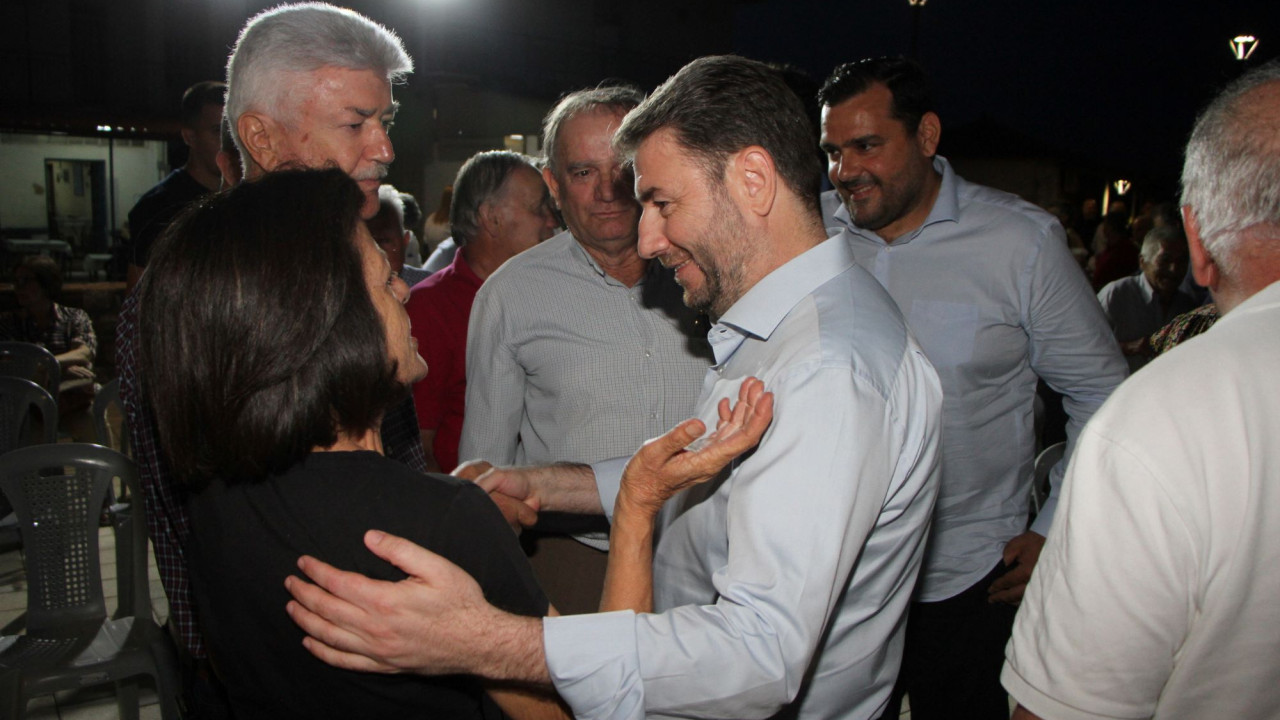Ανδρουλάκης: Δεν ζητάμε από τον ελληνικό λαό «λευκή επιταγή» Ανδρουλάκης: Δεν ζητάμε από τον ελληνικό λαό «λευκή επιταγή»