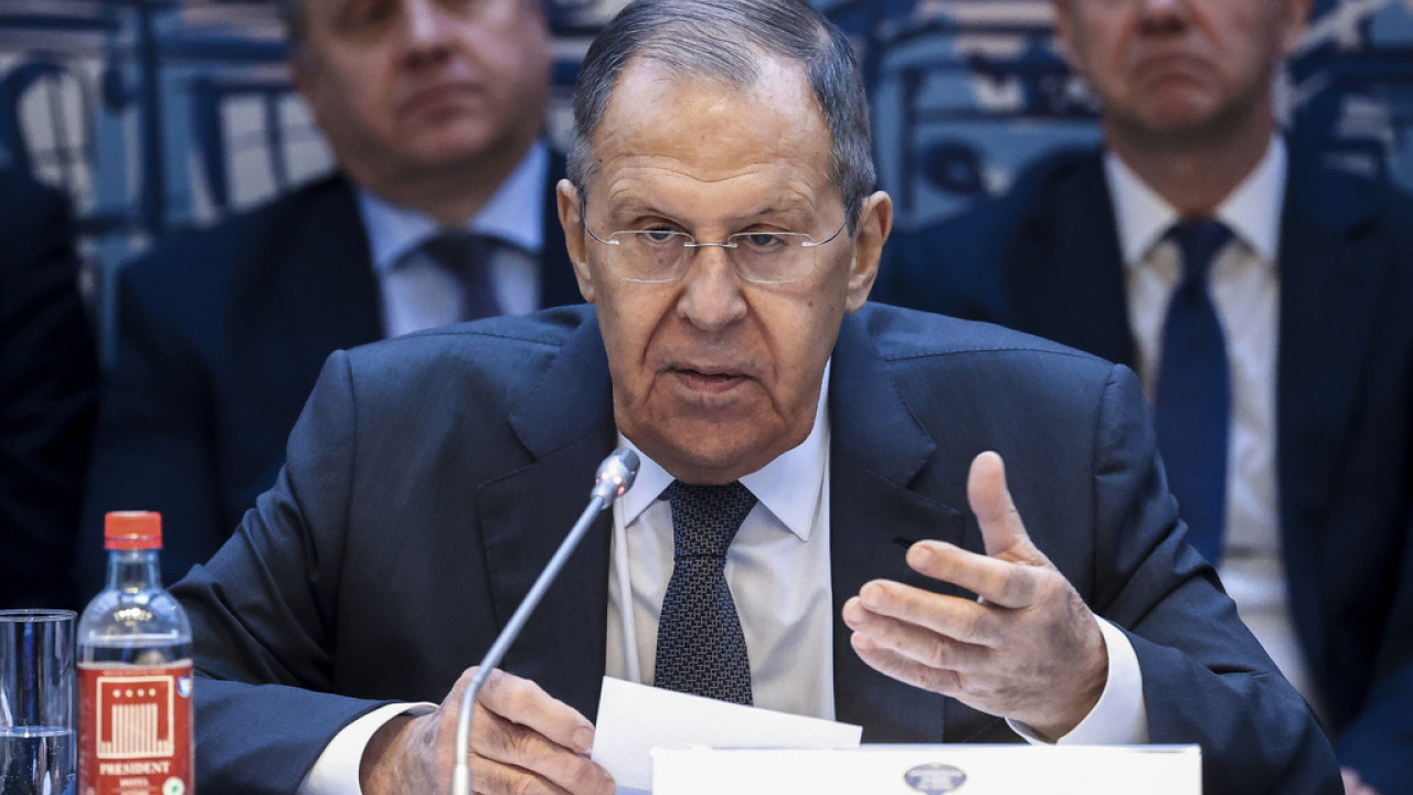 Λαβρόφ: Η Δύση δεν θα καταφέρει να νικήσει τη Ρωσία Λαβρόφ: Η Δύση δεν θα καταφέρει να νικήσει τη Ρωσία