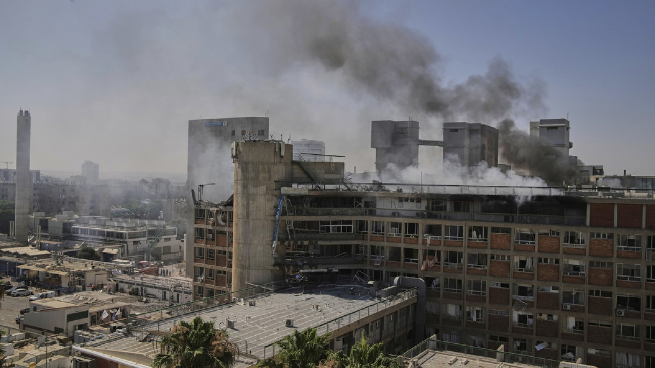 Το Ισραήλ βομβαρδίζει στρατιωτική εγκατάσταση στο νοτιοδυτικό Ιράν -Ενεργοποιήθηκε η ανταεροπορική άμυνα στο Μπουσέρ