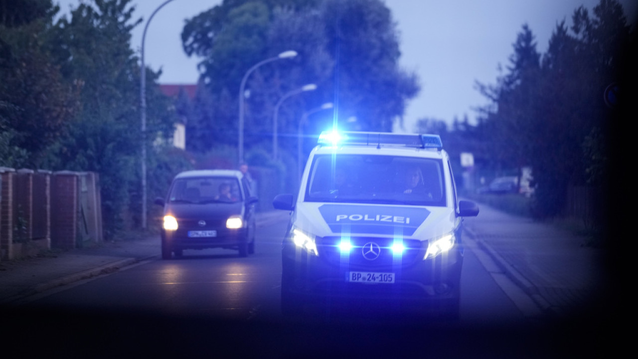 Γερμανία: Βρέθηκαν σώα δύο παιδιά που αγνοούνταν από το 2023 – Η μητέρα τους είναι μέλος της οργάνωσης Πολίτες του Ράιχ Γερμανία: Βρέθηκαν σώα δύο παιδιά που αγνοούνταν από το 2023 – Η μητέρα τους είναι μέλος της οργάνωσης Πολίτες του Ράιχ