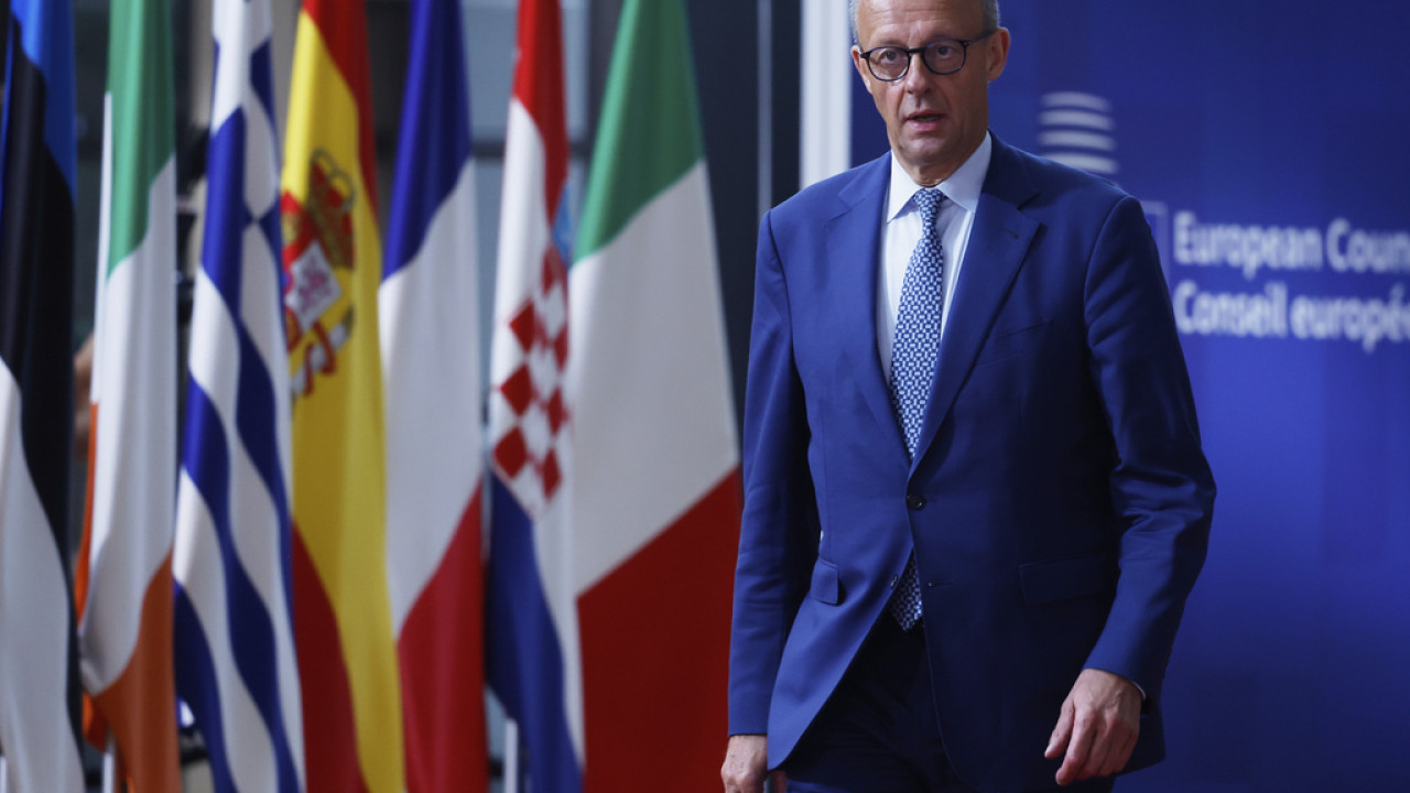 Μερτς: Η ΕΕ πρέπει να συνάψει «γρήγορη κι απλή» συμφωνία για το εμπόριο με τις ΗΠΑ