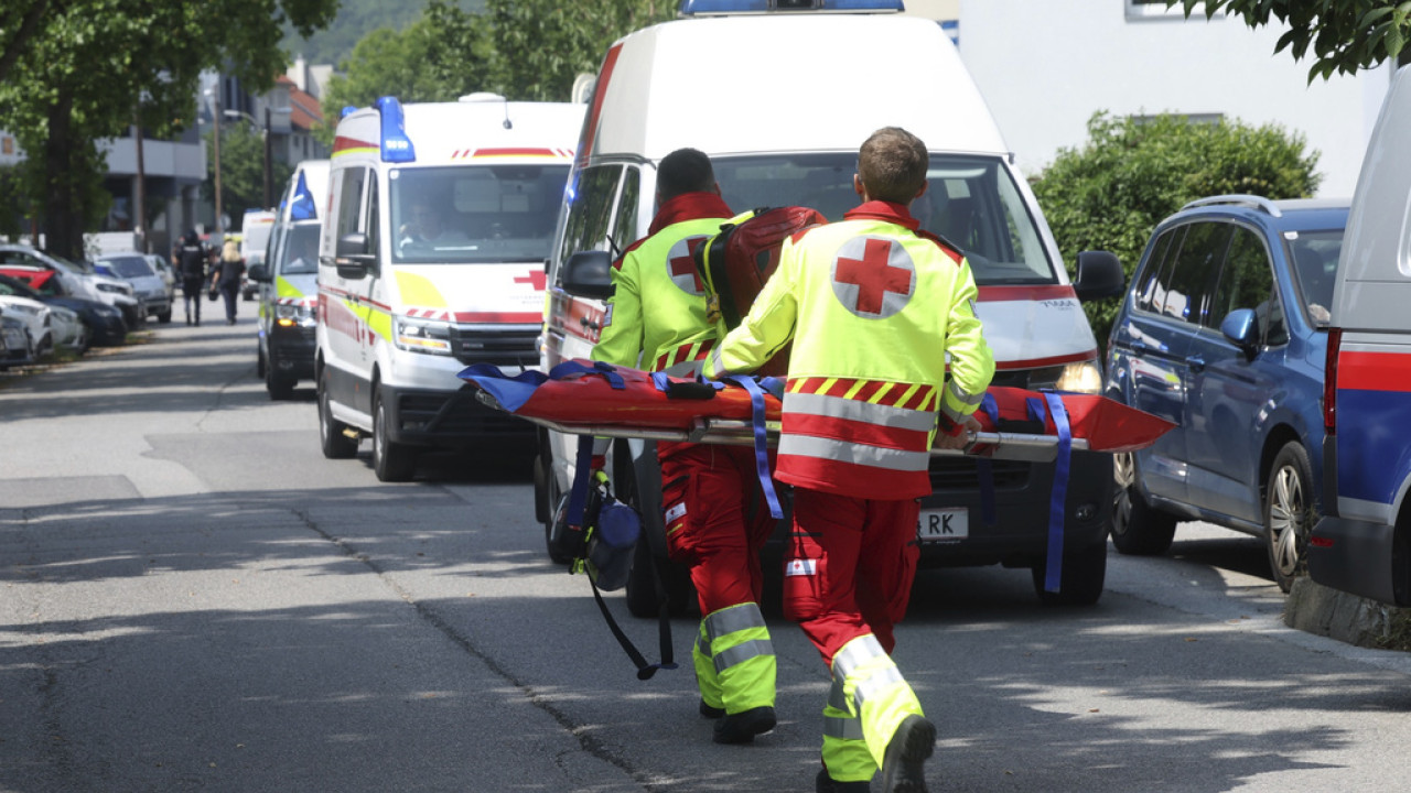 Αυστρία: Στους 11 οι νεκροί της επίθεσης στο σχολείο