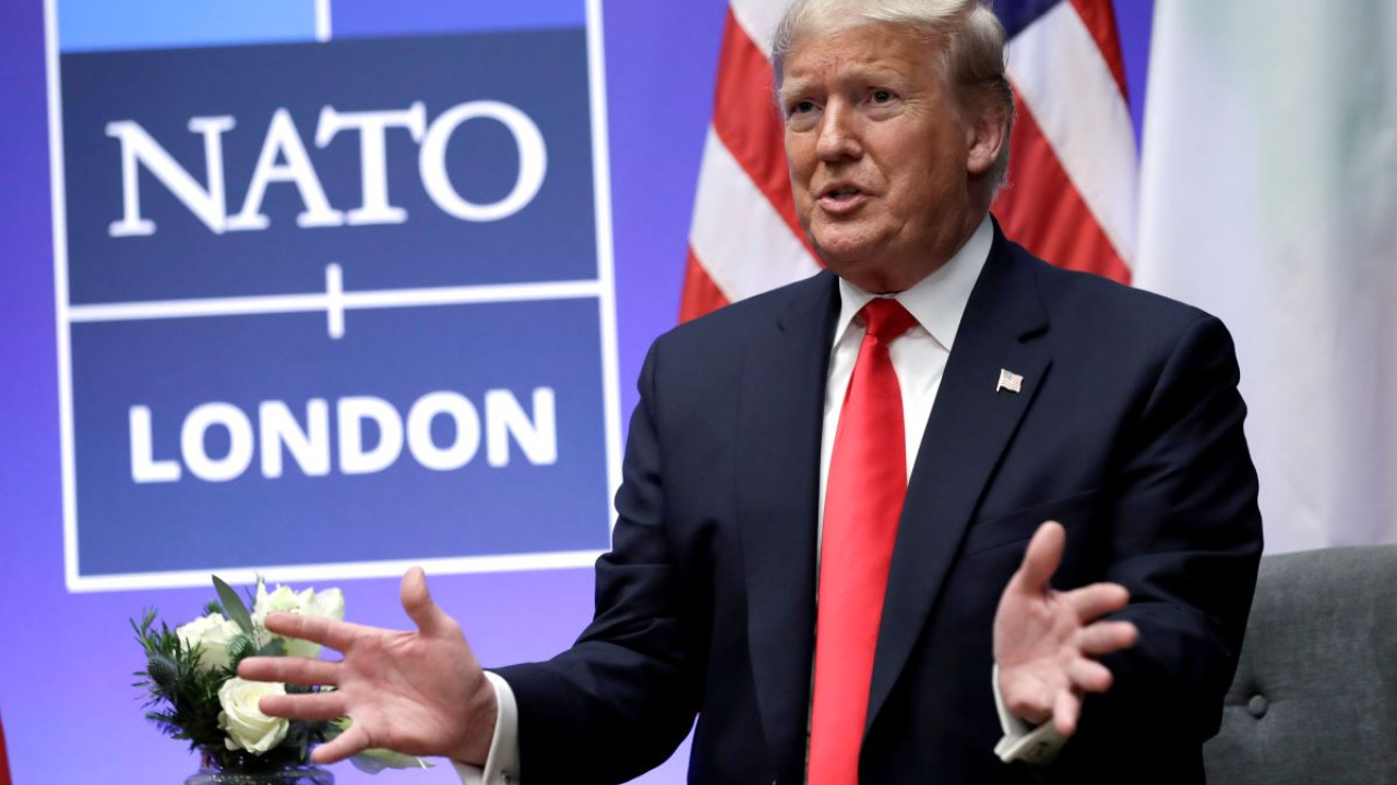 Έτοιμοι να πουν το «ναι» οι Ευρωπαίοι στην απαίτηση Τραμπ για αύξηση των αμυντικών δαπανών στο 5%