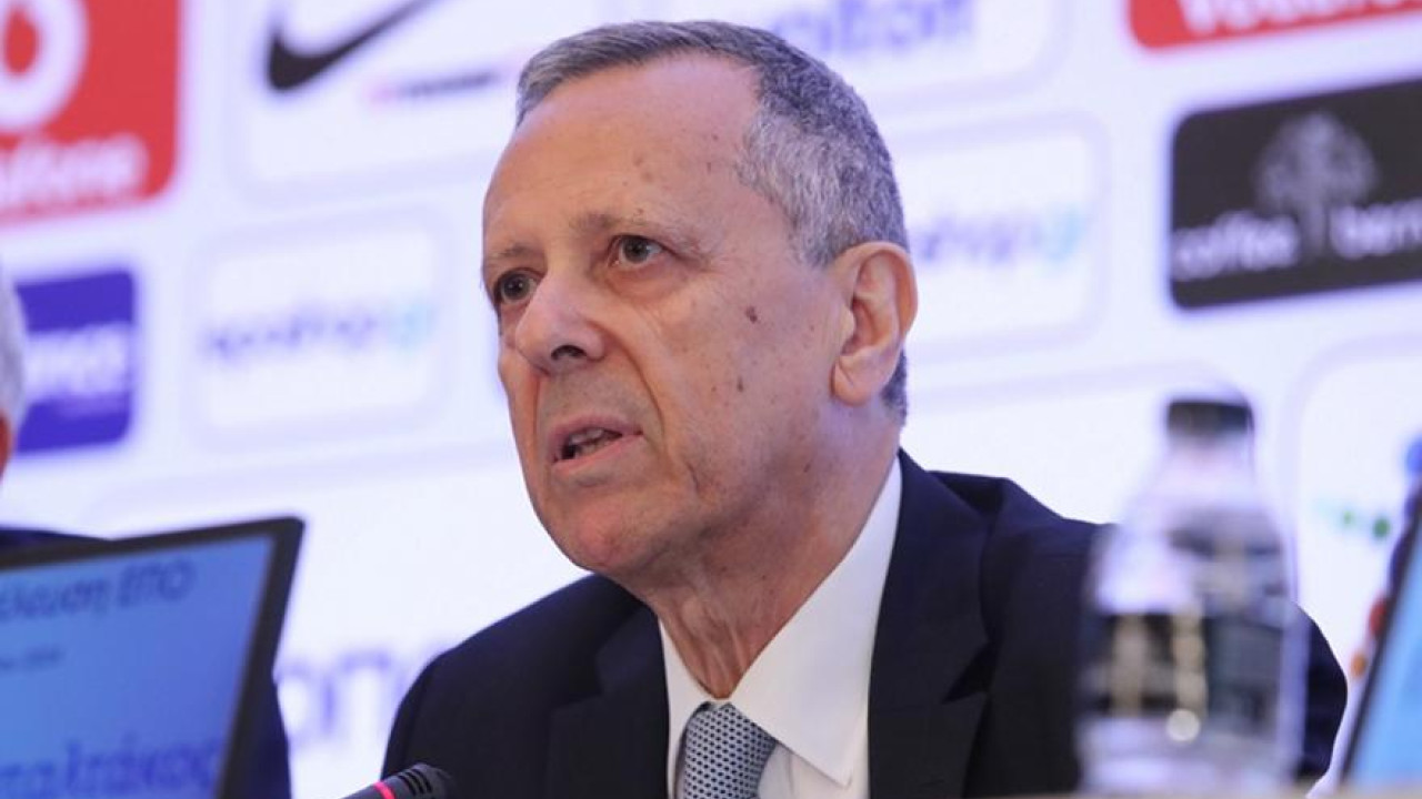 Μπαλτάκος σε ΕΟΚ: «Θα ενημερωθεί εάν, όταν, όπως και από αυτούς που πρέπει»