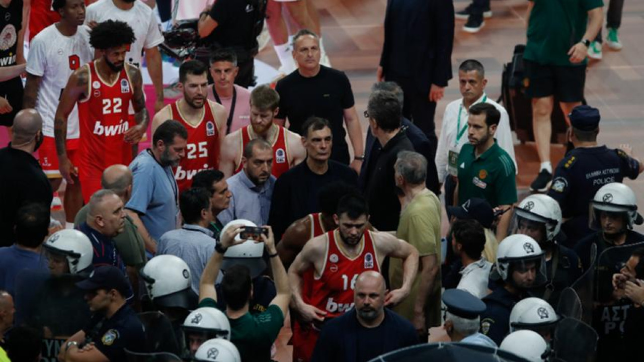 Καταγγελία Ολυμπιακού κατά της ΚΑΕ Παναθηναϊκός για διπλή επίθεση στον Γιώργο Μπαρτζώκα Καταγγελία Ολυμπιακού κατά της ΚΑΕ Παναθηναϊκός για διπλή επίθεση στον Γιώργο Μπαρτζώκα