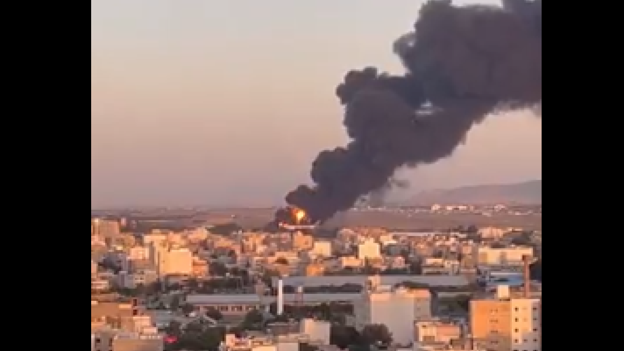 Το Ισραήλ χτύπησε αεροδρόμιο στο Ιράν σε απόσταση 2.300 χιλιομέτρων Το Ισραήλ χτύπησε αεροδρόμιο στο Ιράν σε απόσταση 2.300 χιλιομέτρων