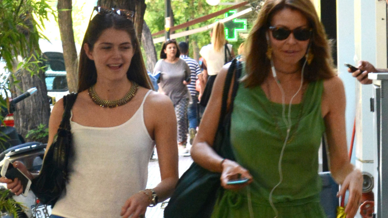 Αμαλία Κωστοπούλου: Είχε... πακέτο από την Τζένη Μπαλατσινού! Ο «θησαυρός» που βρήκε μέσα