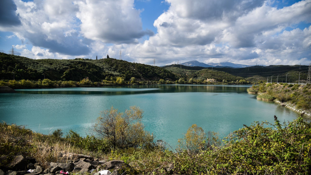 Κρίσιμες ώρες για τα παιδιά που ανασύρθηκαν από τον Άραχθο Κρίσιμες ώρες για τα παιδιά που ανασύρθηκαν από τον Άραχθο