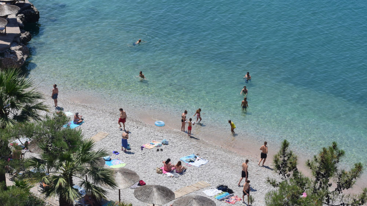 Καιρός: Αίθριος και σήμερα Κυριακή με λίγη συννεφιά Καιρός: Αίθριος και σήμερα Κυριακή με λίγη συννεφιά
