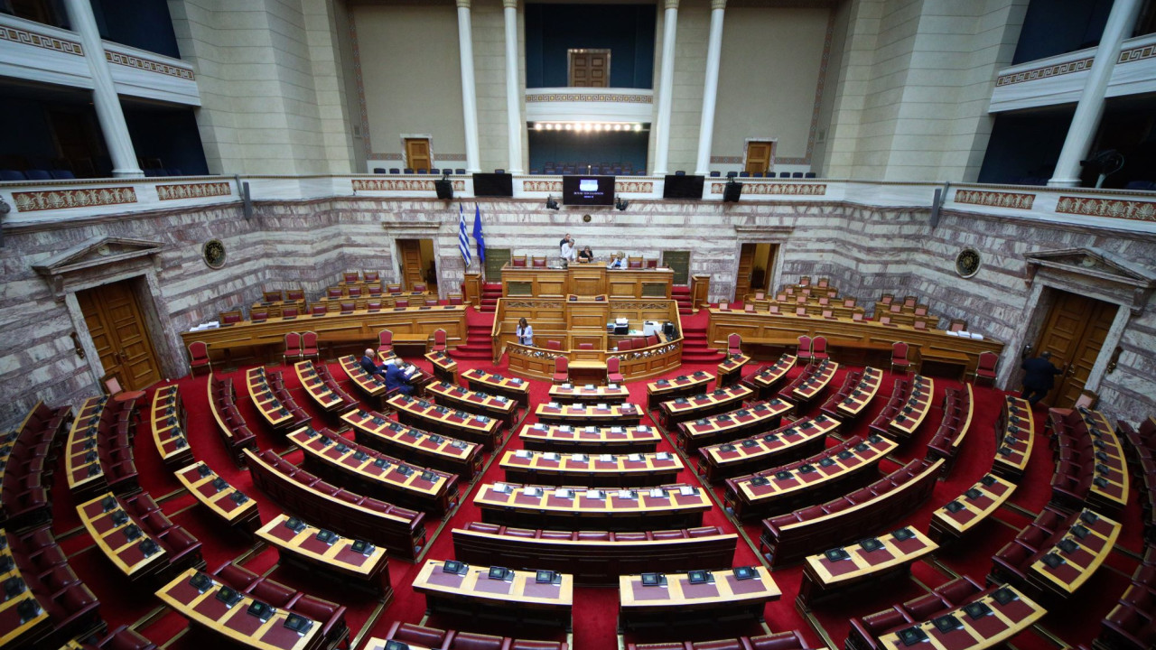 Σε δημόσια διαβούλευση το νέο νομοσχέδιο για την παράνομη μετανάστευση Σε δημόσια διαβούλευση το νέο νομοσχέδιο για την παράνομη μετανάστευση