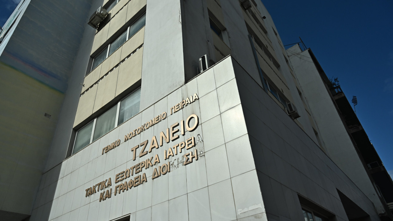 «Μάλλον μας είπαν έκαναν λάθος», λέει ο γιος της 62χρονης γυναίκας που υπεβλήθη σε μετάγγιση αίματος κατά λάθος
