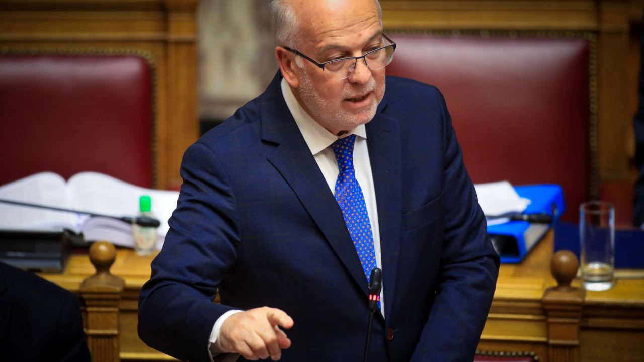 Φλωρίδης σε δικαστές: «Η επιλογή των ηγεσιών στα Ανώτατα Δικαστήρια της χώρας, δεν αφορά επιλογή επαγγελματικού σωματείου» Φλωρίδης σε δικαστές: «Η επιλογή των ηγεσιών στα Ανώτατα Δικαστήρια της χώρας, δεν αφορά επιλογή επαγγελματικού σωματείου»