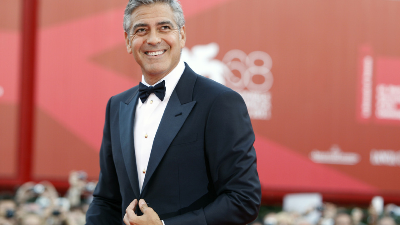 George Clooney: Ο τελευταίος μεγάλος καρδιοκατακτητής του Χόλιγουντ που έκανε μόνο ένα λάθος στην καριέρα του