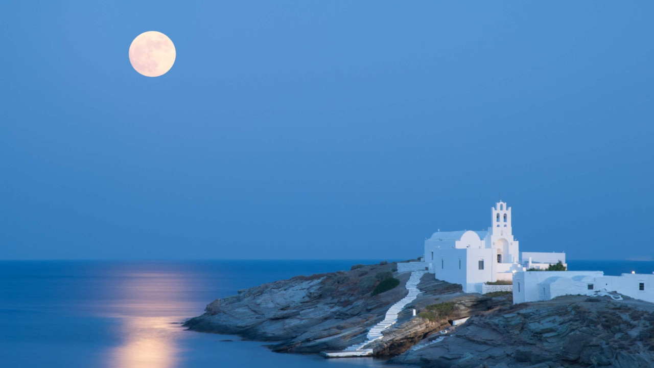 Επίσκεψη στην Παναγία Χρυσοπηγή της Σίφνου