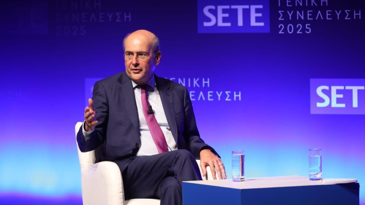 Χατζηδάκης: Ο τουρισμός, τομέας-πρωταθλητής στην ελληνική οικονομία Χατζηδάκης: Ο τουρισμός, τομέας-πρωταθλητής στην ελληνική οικονομία