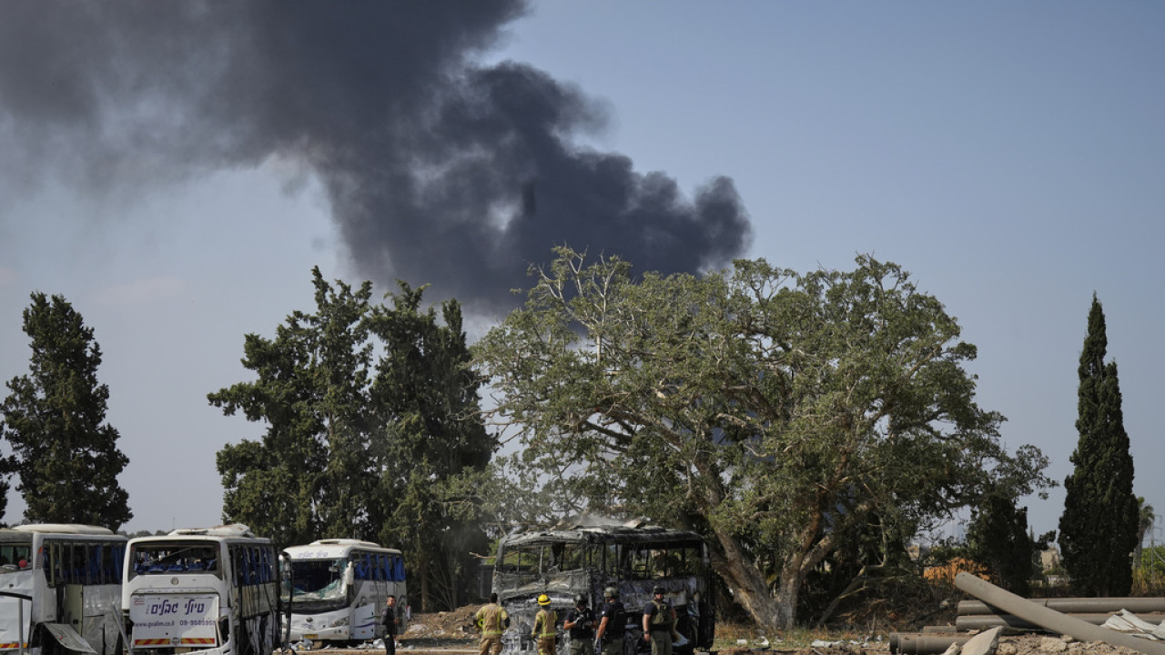 Το Ισραήλ λέει ότι βομβάρδισε μυστικό στρατιωτικό κέντρο διοίκησης του Ιράν- «Τα μέλη της το βάλανε στα πόδια»