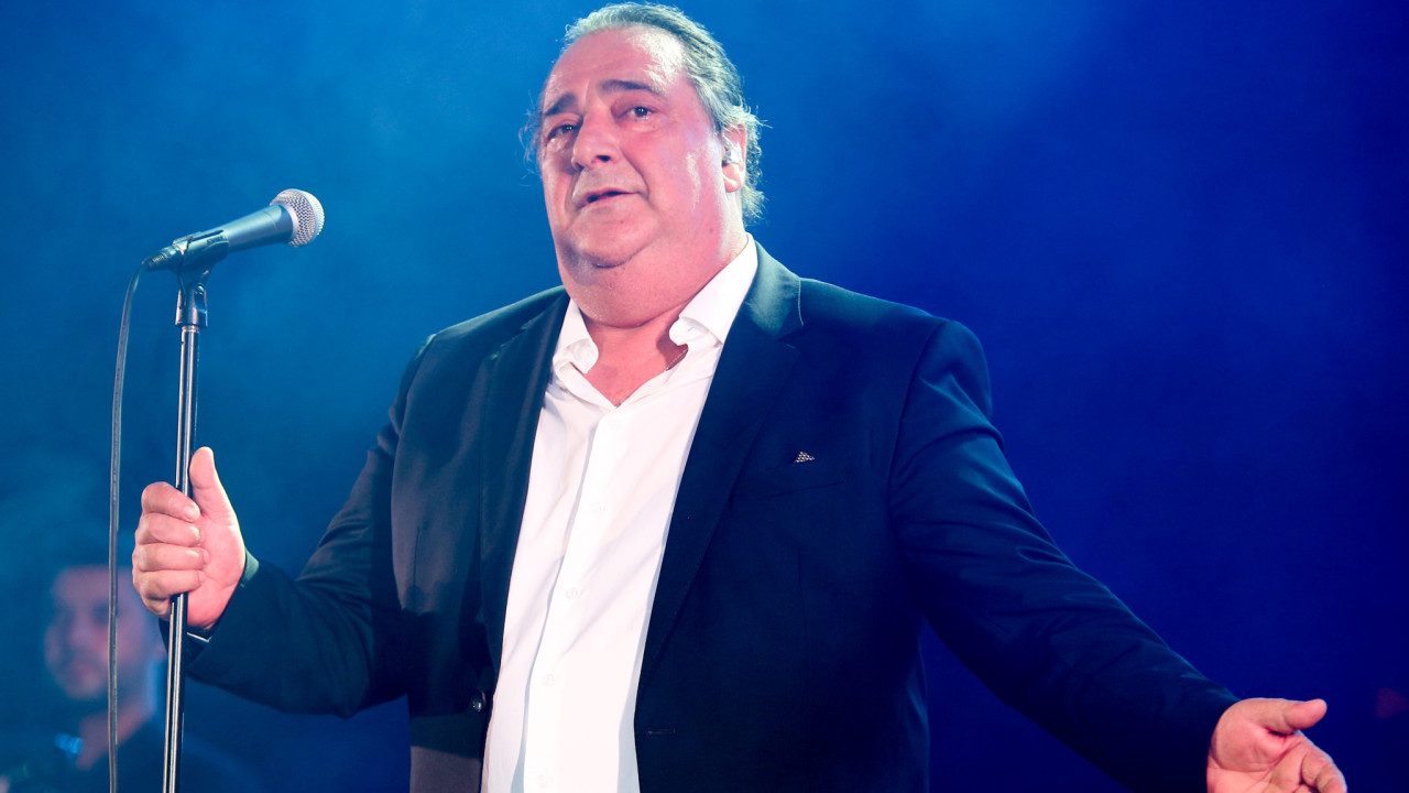 Βασίλης Καρράς: Συγκλονίζει ο μάνατζέρ του – Τι του ζήτησε πριν φύγει από τη ζωή Βασίλης Καρράς: Συγκλονίζει ο μάνατζέρ του – Τι του ζήτησε πριν φύγει από τη ζωή
