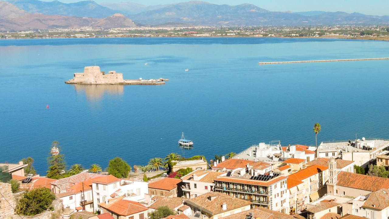 Βόλτα στο ιστορικό Ναύπλιο
