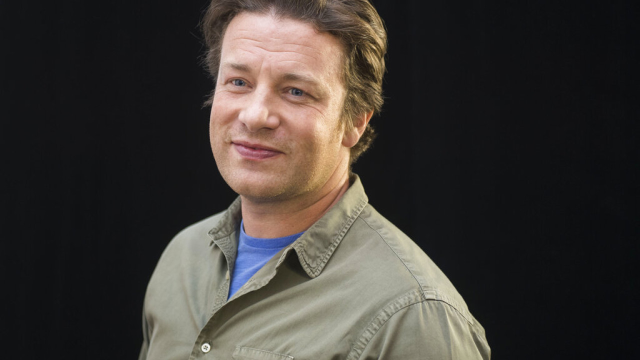 Jamie Oliver: Η συγκλονιστική εμπειρία του με τη δυσλεξία – Οι συμμαθητές μου με κορόιδευαν Jamie Oliver: Η συγκλονιστική εμπειρία του με τη δυσλεξία – Οι συμμαθητές μου με κορόιδευαν