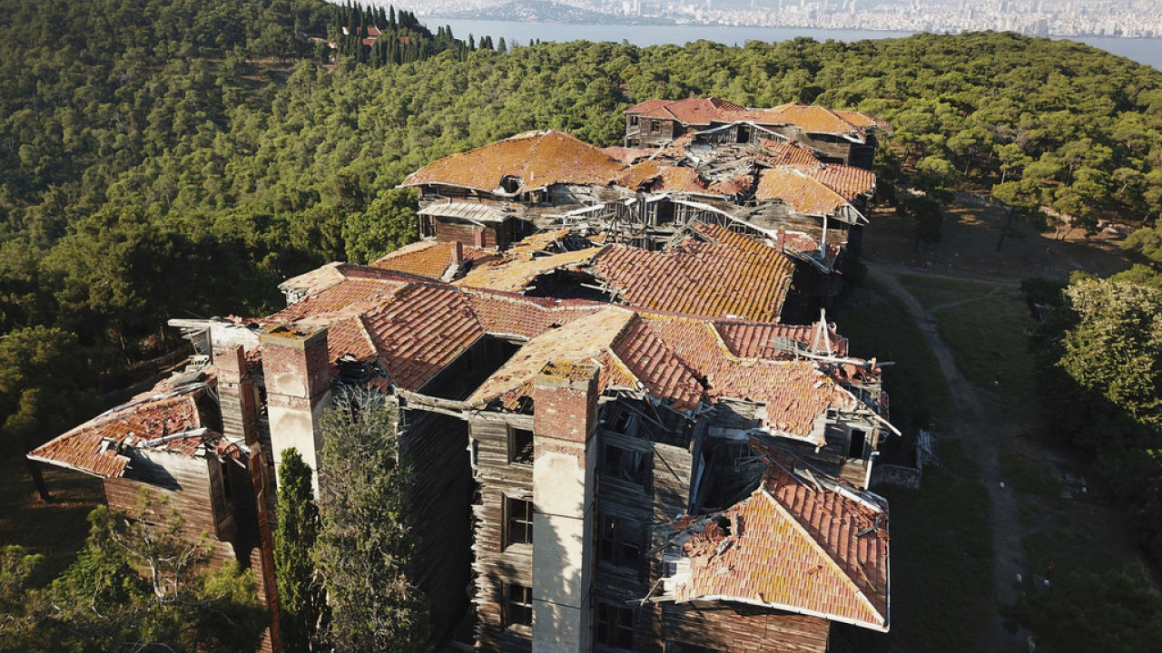 Ορφανοτροφείο στην Πρίγκηπο: Ενδέχεται να λειτουργήσει ως ξενοδοχείο Ορφανοτροφείο στην Πρίγκηπο: Ενδέχεται να λειτουργήσει ως ξενοδοχείο