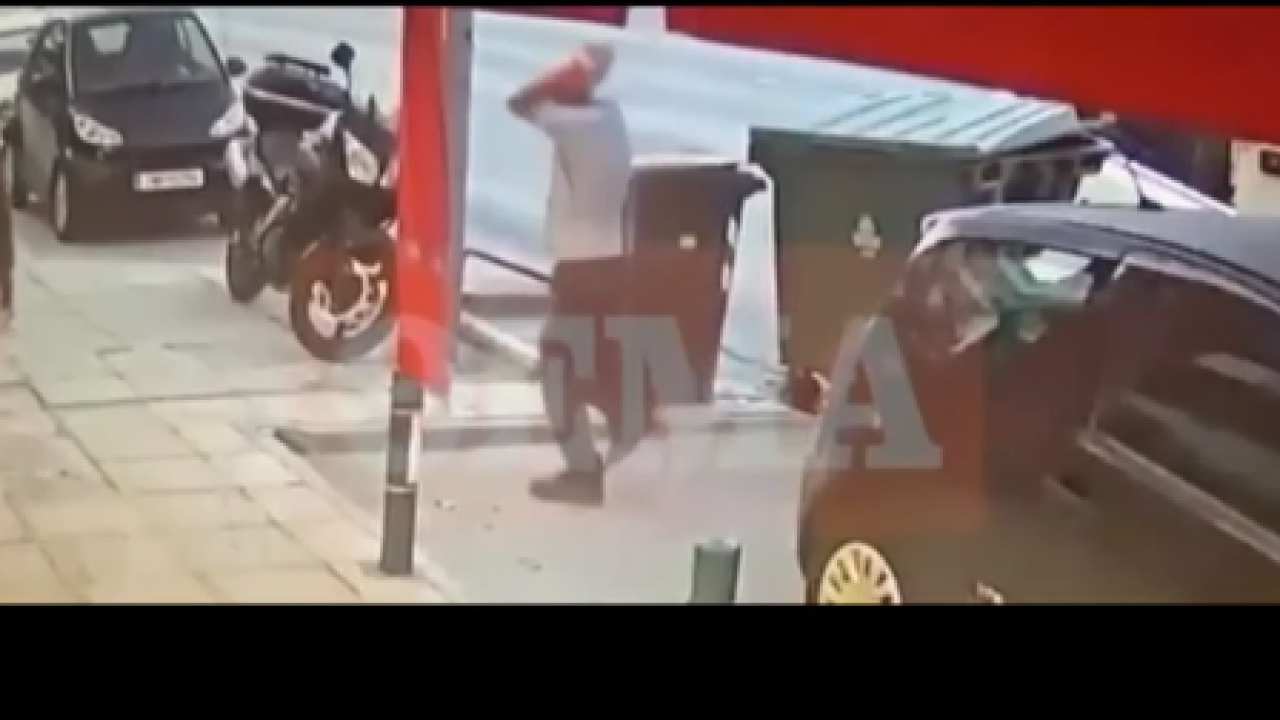 Τροχαίο δυστύχημα στον Άλιμο: Η στιγμή που το ταξί παρασύρει την 65χρονη δημοτική υπάλληλο
