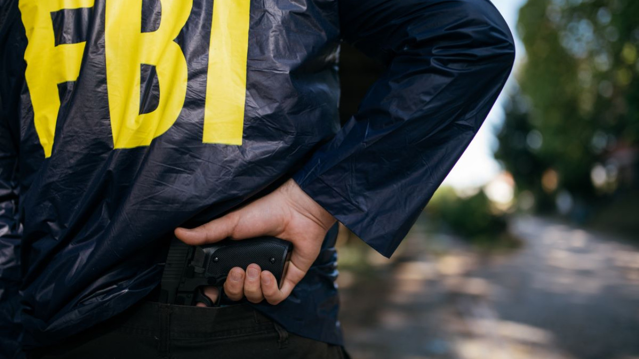 ΗΠΑ: Πράκτορες του FBI επιστρέφουν στα πόστα τους υπό το φόβο τρομοκρατικών επιθέσων από το Ιράν ΗΠΑ: Πράκτορες του FBI επιστρέφουν στα πόστα τους υπό το φόβο τρομοκρατικών επιθέσων από το Ιράν
