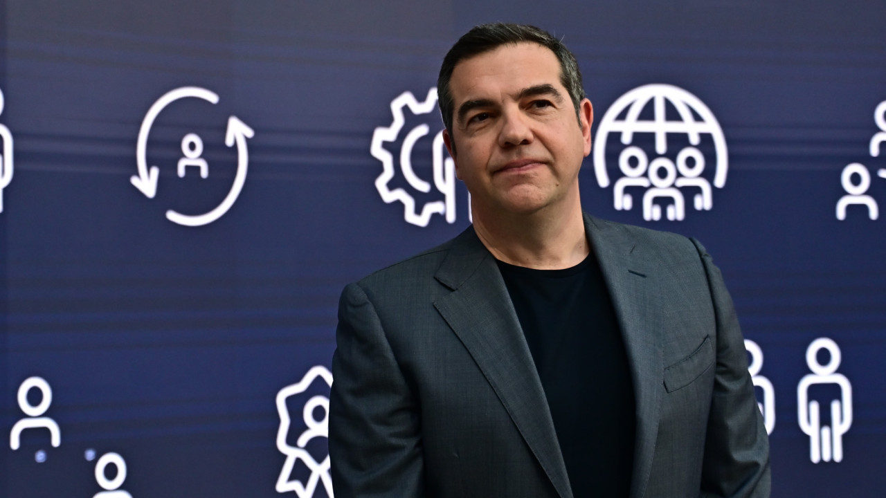 Τσίπρας: Η χώρα βαλκανοποιείται και αποκλίνει από τον μέσο όρο της ΕΕ Τσίπρας: Η χώρα βαλκανοποιείται και αποκλίνει από τον μέσο όρο της ΕΕ