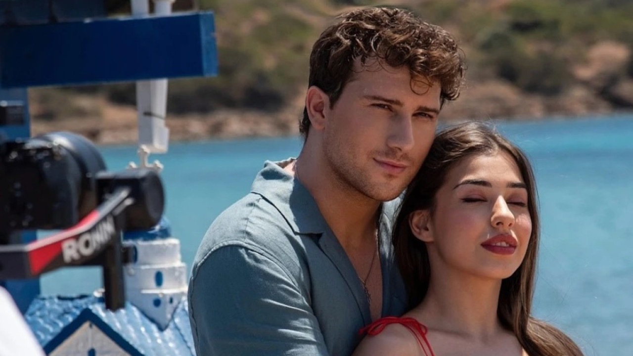 Γιάννης Ξανθόπουλος: Στο clip του με το κορίτσι του, τη Ραφαέλα, κόρη της Τάρια Μπούρα και του Βίκτωρα Μητρόπουλου