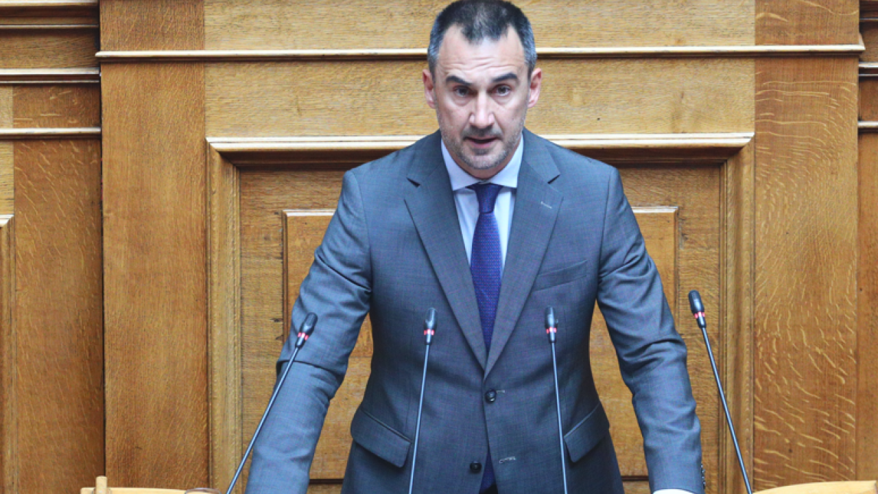 Χαρίτσης: Να μην επιτρέψουμε να λειτουργήσει η Βουλή ως πλυντήριο για τις ευθύνες αυτής της κυβέρνησης για το έγκλημα στα Τέμπη