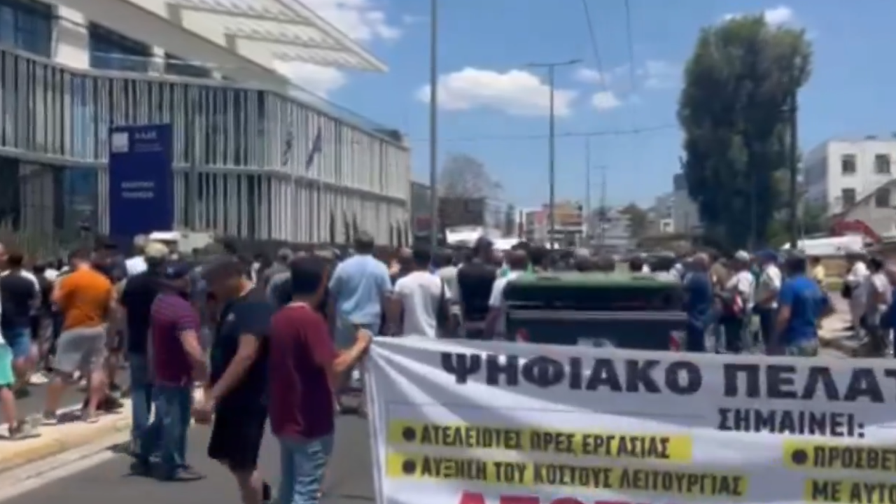 «Ψηφιακό Πελατολόγιο»: Συγκέντρωση ιδιοκτητών συνεργείων αύριο στο ΥΠΕΘΟ - Δεν έγινε δεκτό το αίτημα για παράταση (Βίντεο)