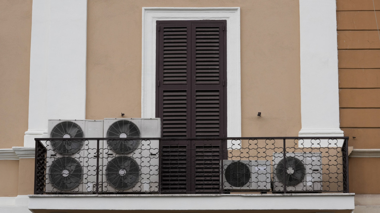 Η πολιτική του… air condition εν μέσω καύσωνα στην Ευρώπη