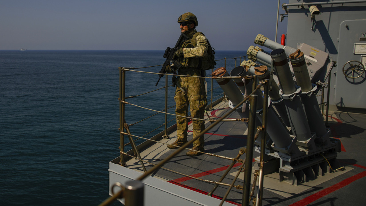 Η Τουρκία παρουσίασε διατρητική βόμβα και βαλλιστικούς  υπερηχητικούς πυραύλους 