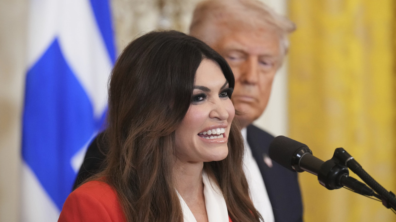 Κίμπερλι Γκίλφοϊλ: (Νέα) καθυστέρηση της έλευσή της στην Ελλάδα Κίμπερλι Γκίλφοϊλ: (Νέα) καθυστέρηση της έλευσή της στην Ελλάδα