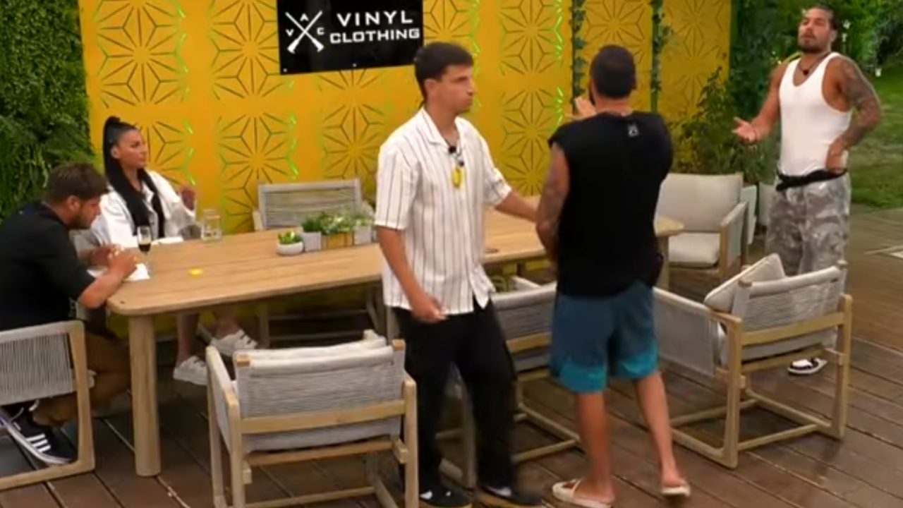 Big Brother: Η δύσκολη αναμέτρηση για την ανάδειξη του νέου αρχηγού προκαλεί εντάσεις – Ποιος από τους επτά συγκάτοικους θα επικρατήσει; (Βίντεο) Big Brother: Η δύσκολη αναμέτρηση για την ανάδειξη του νέου αρχηγού προκαλεί εντάσεις – Ποιος από τους επτά συγκάτοικους θα επικρατήσει; (Βίντεο)