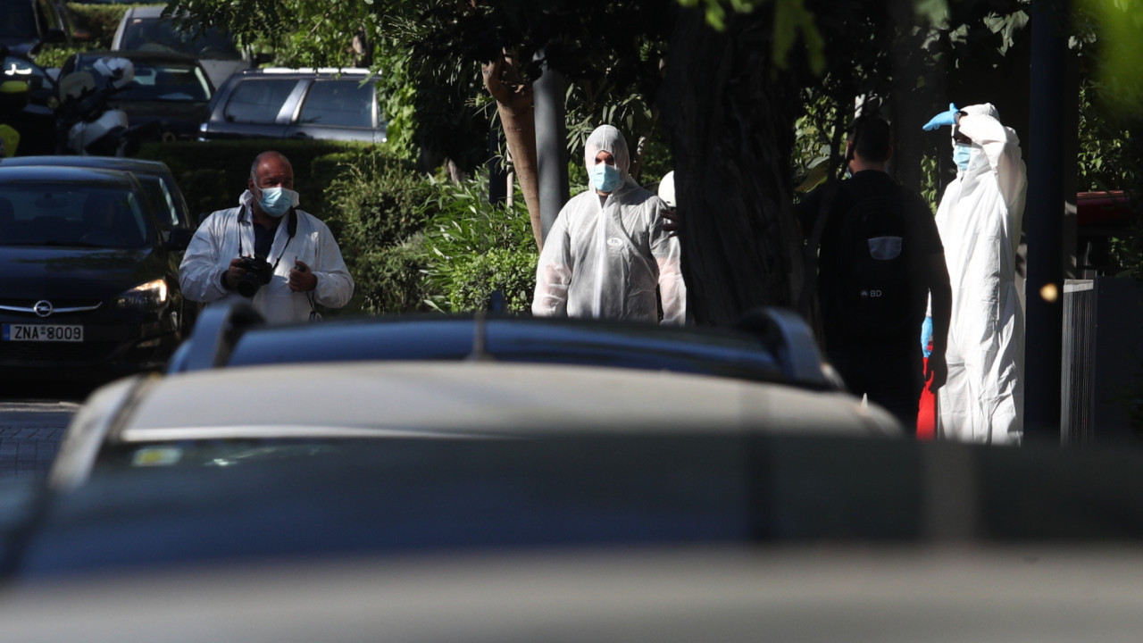 ΤΑ ΤΡΙΑ ΣΕΝΑΡΙΑ ΤΗΣ ΑΝΤΙΤΡΟΜΟΚΡΑΤΙΚΗΣ ΓΙΑ ΤΗ ΒΟΜΒΑ ΣΤΟ ΣΠΙΤΙ ΤΟΥ ΓΙΑΝΝΗ ΠΡΕΤΕΝΤΕΡΗ