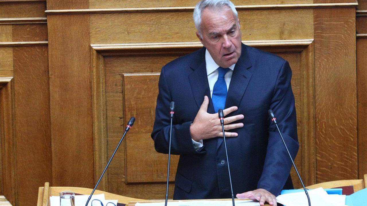 ΟΠΕΚΕΠΕ – Μ. Βορίδης στη Βουλή: «Μου λέτε ότι έχω κάνει συνέργεια σε άγνωστο αυτουργό για άγνωστη πράξη»