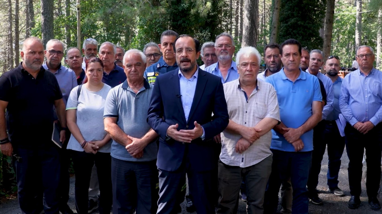 Διάγγελμα Χριστοδουλίδη: 12 μέτρα στήριξης μετά τις φονικές πυρκαγιές στην Κύπρο – «Εκ μέρους της Πολιτείας απολογούμαι» Διάγγελμα Χριστοδουλίδη: 12 μέτρα στήριξης μετά τις φονικές πυρκαγιές στην Κύπρο – «Εκ μέρους της Πολιτείας απολογούμαι»