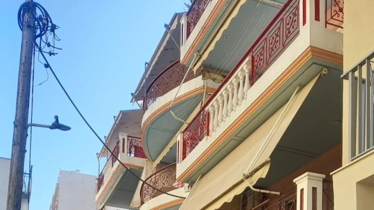 Πτώμα γυναίκας σε προχωρημένη σήψη, σε ταράτσα πολυκατοικίας στην Καλαμάτα Πτώμα γυναίκας σε προχωρημένη σήψη, σε ταράτσα πολυκατοικίας στην Καλαμάτα