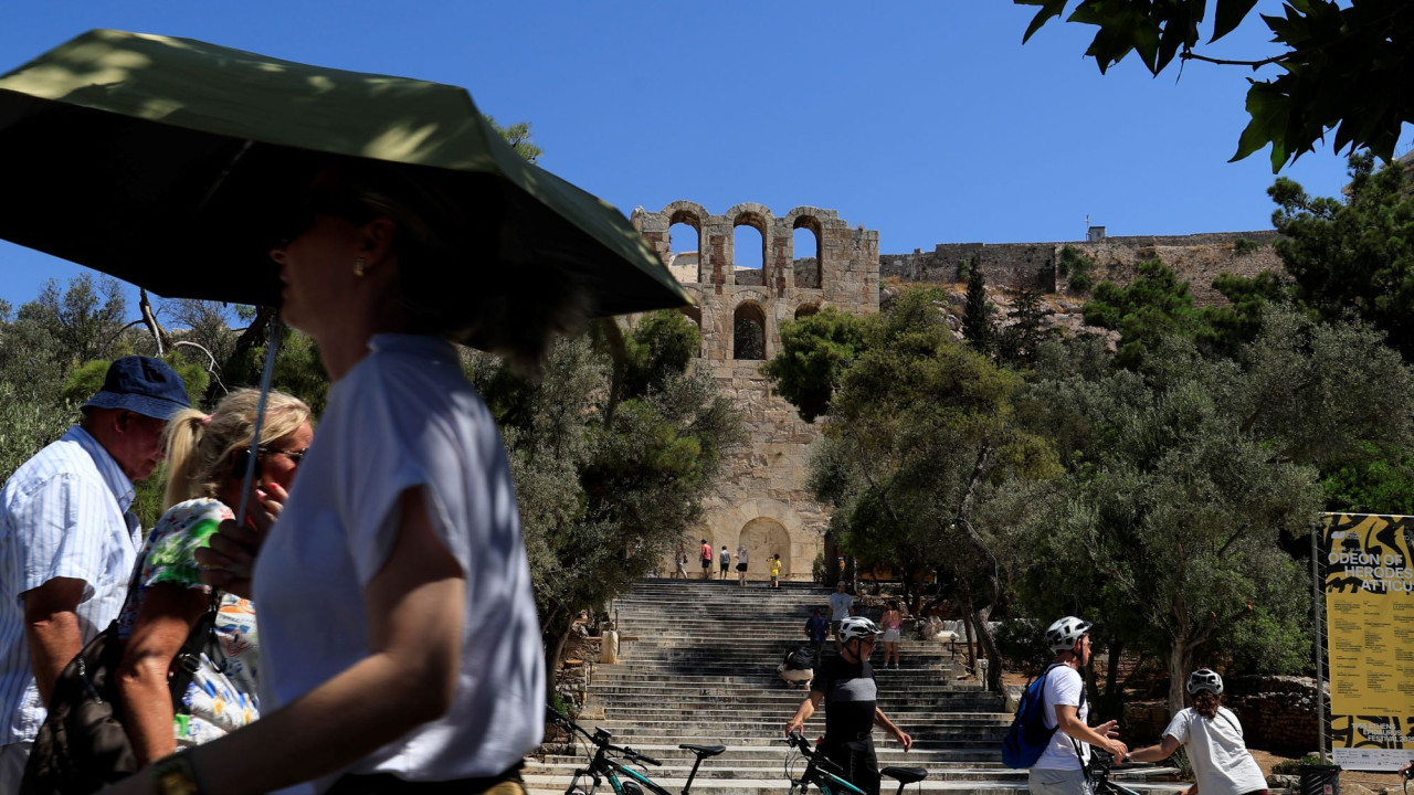 Στους 38 βαθμούς σκαρφαλώνει σήμερα ο υδράργυρος