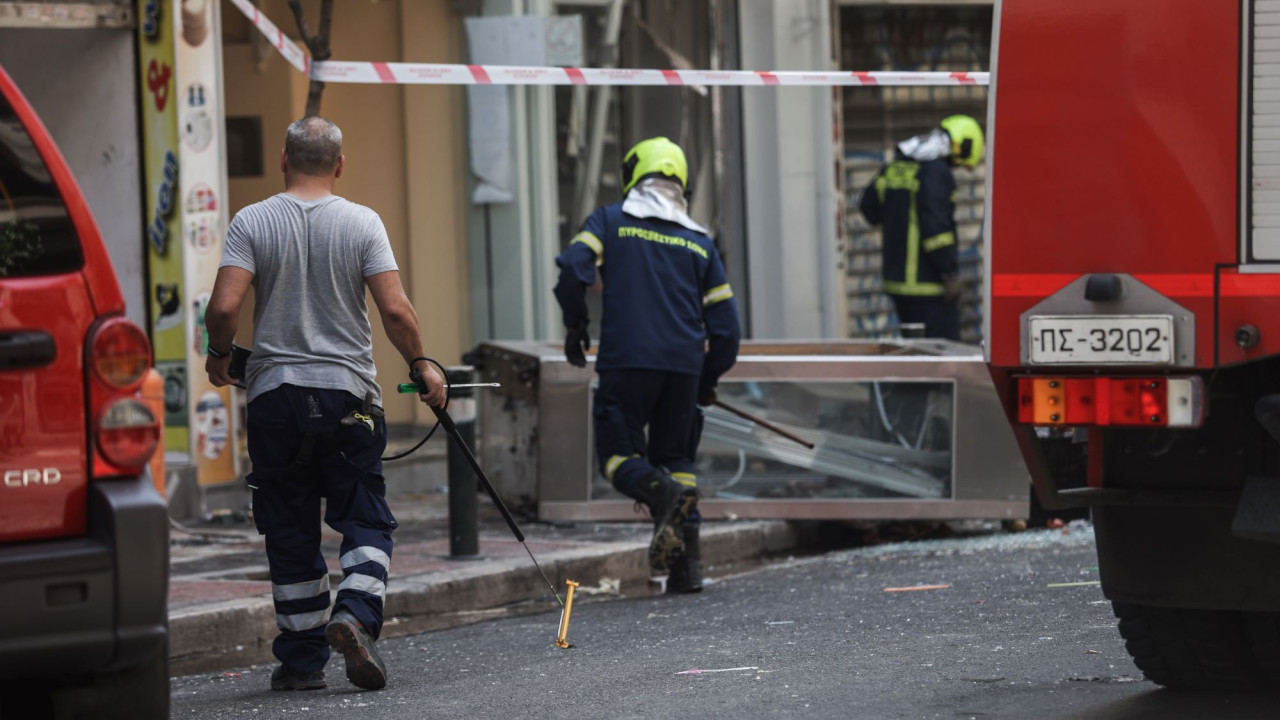 Έκρηξη σε κατάστημα στο Μαρούσι – Δύο τραυματίες Έκρηξη σε κατάστημα στο Μαρούσι – Δύο τραυματίες