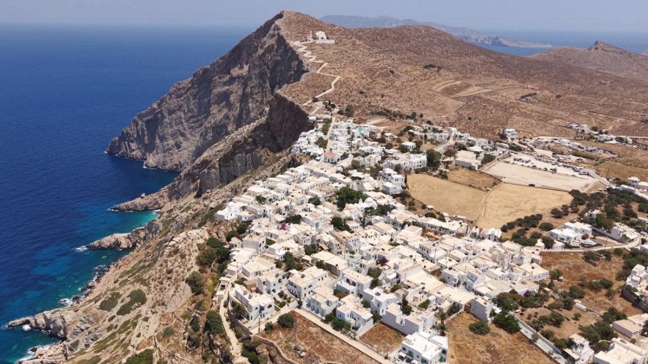 Όπου υπάρχει Ελλάδα: Το ταξίδι στη Φολέγανδρο συνεχίζεται – Δείτε το trailer
