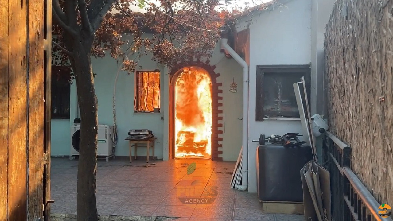 Συγκλονιστικά βίντεο από τη μάχη με τις φλόγες δίπλα στα σπίτια σε Δροσοπηγή – Κρυονέρι