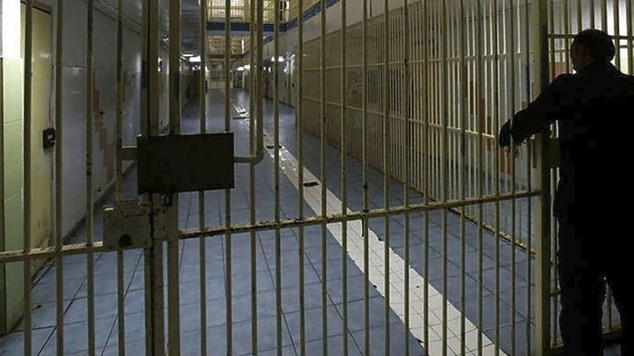 Θεσσαλονίκη: Στη φυλακή 69χρονος που κατηγορείται ότι κακοποιούσε την εγγονή του