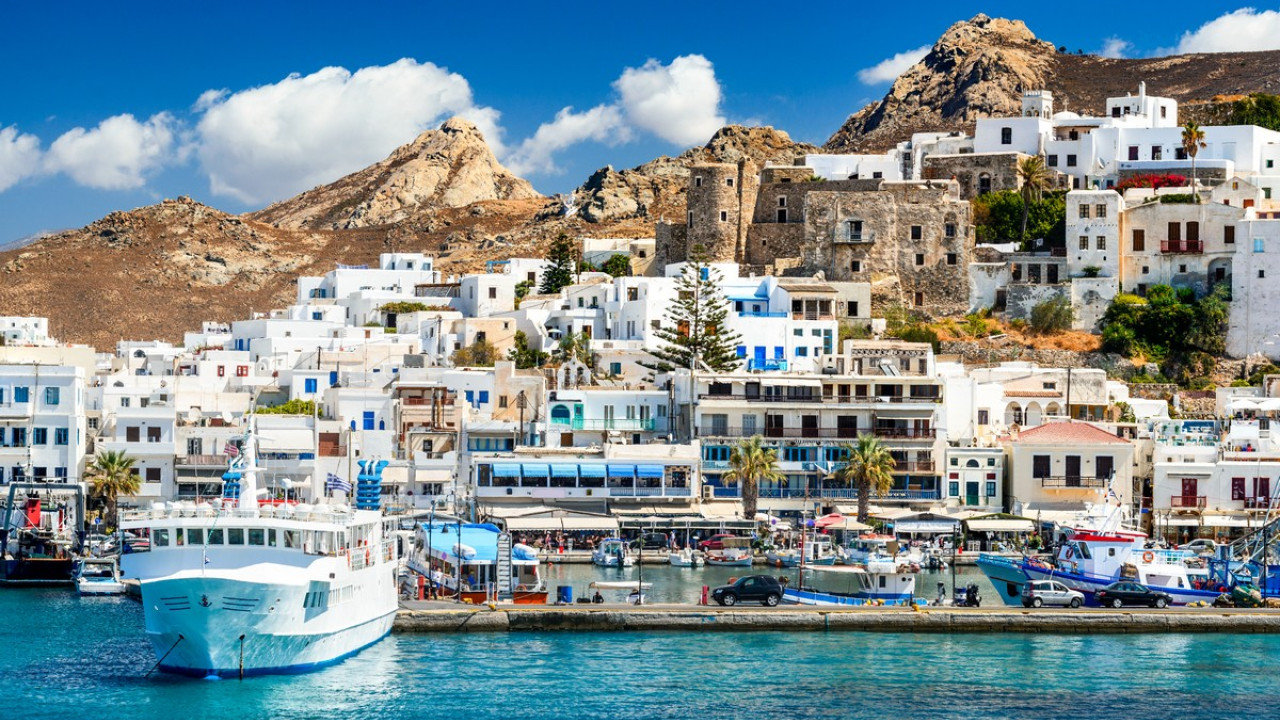 Περιήγηση στη γραφική Χώρα της Νάξου - Δείτε βίντεο