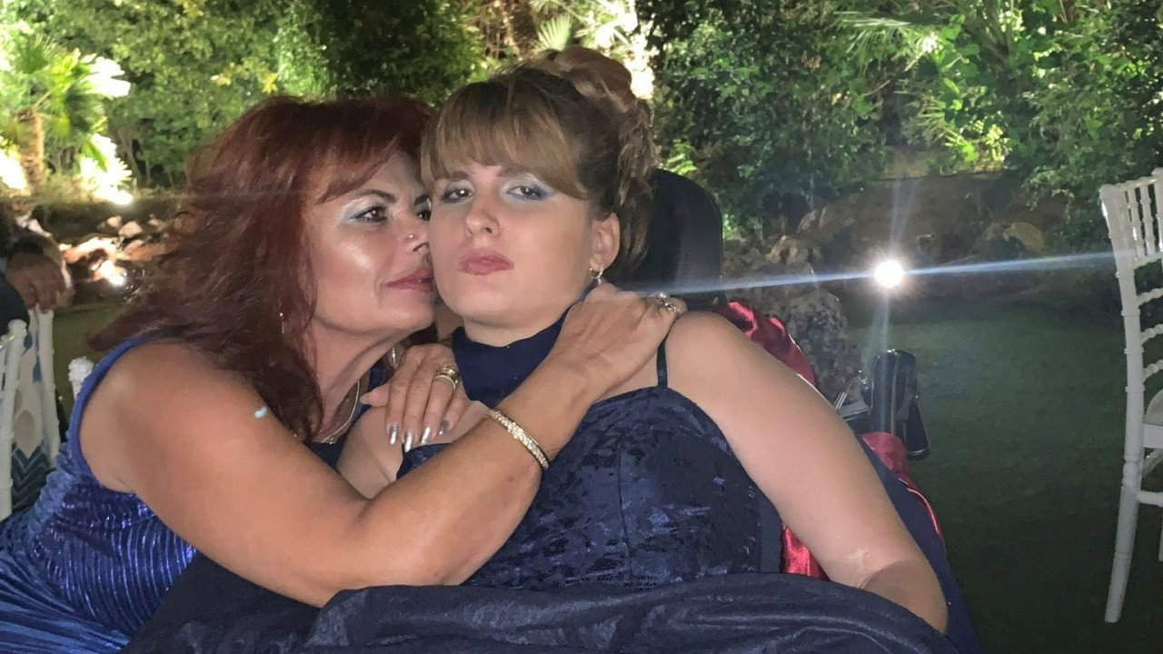 «Και η ζωή συνεχίζεται…»: 13 χρόνια από την κακοποίηση της Μυρτούς στην Πάρο «Και η ζωή συνεχίζεται…»: 13 χρόνια από την κακοποίηση της Μυρτούς στην Πάρο