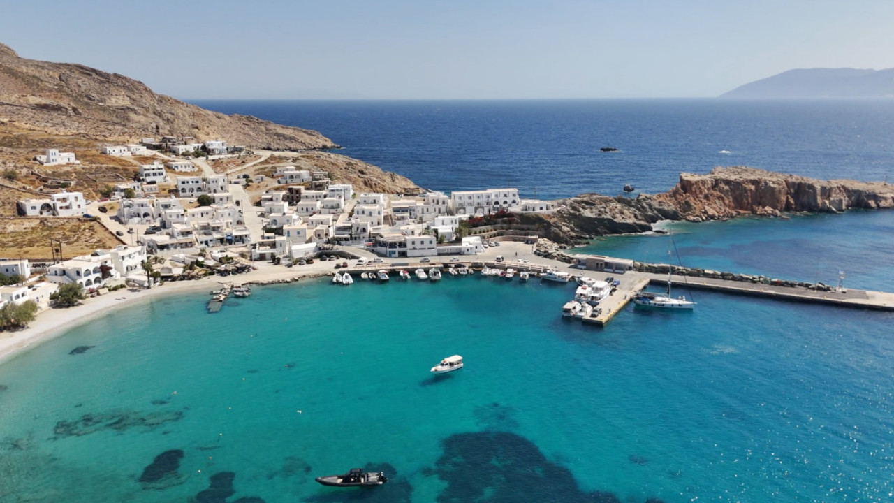 «Όπου Υπάρχει Ελλάδα»: Στούντιό μας σήμερα το μαγευτικό σκηνικό της Φολεγάνδρου (Trailer)