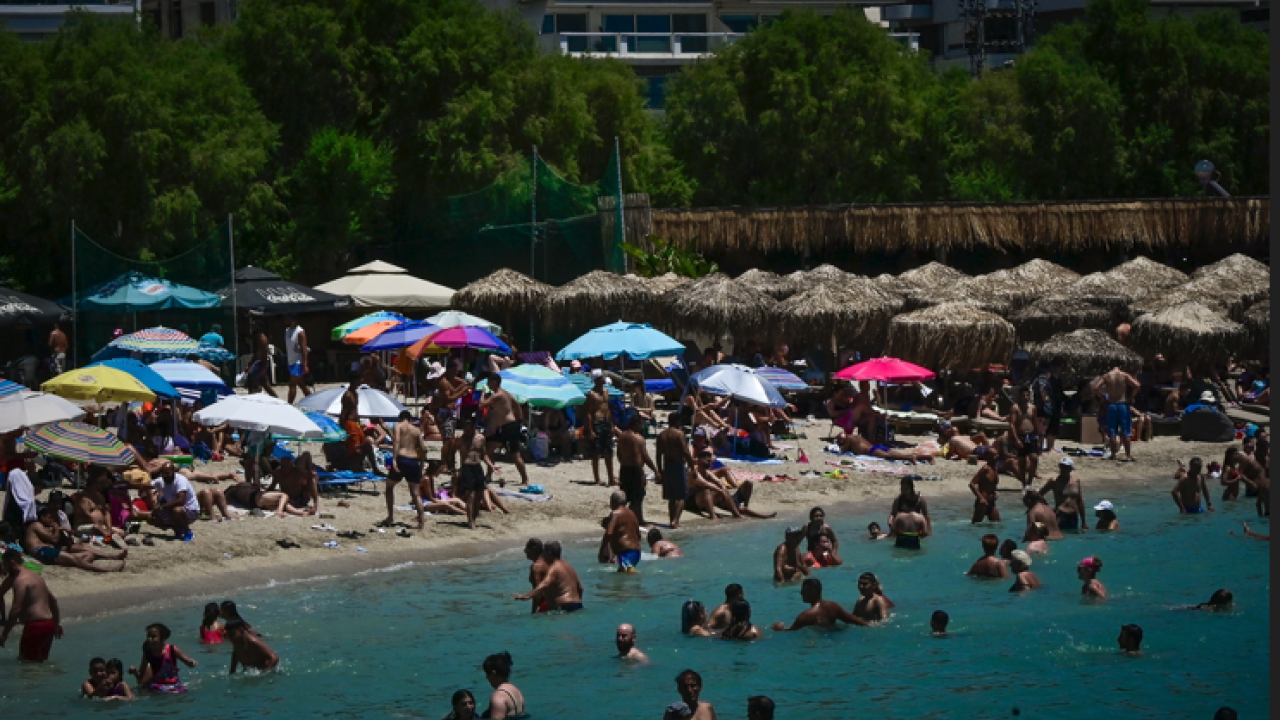 Καιρός: «Καμίνι» η Ελλάδα για μία εβδομάδα – Ποιες περιοχές θα επηρεαστούν