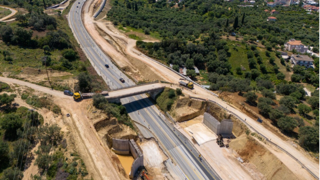 Νέος αυτοκινητοδρόμος Πατρών-Πύργου: Βίντεο από drone καταγράφει την πρόοδο